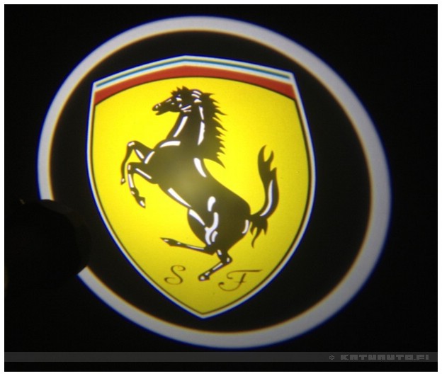 Kit Luci Logo FERRARI Proiettore sottoporta Led Cree Cortesia 5W Kit Luci Logo FERRARI Proiettore sottoporta Led Cree Cortesia 5W